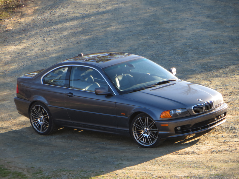 Illustration for article titled BMW325Ci Photodump